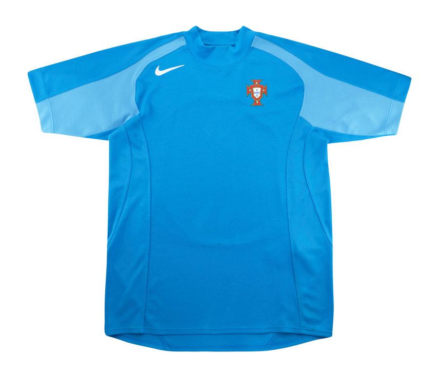 Portugal 2004 GK 1 Kit