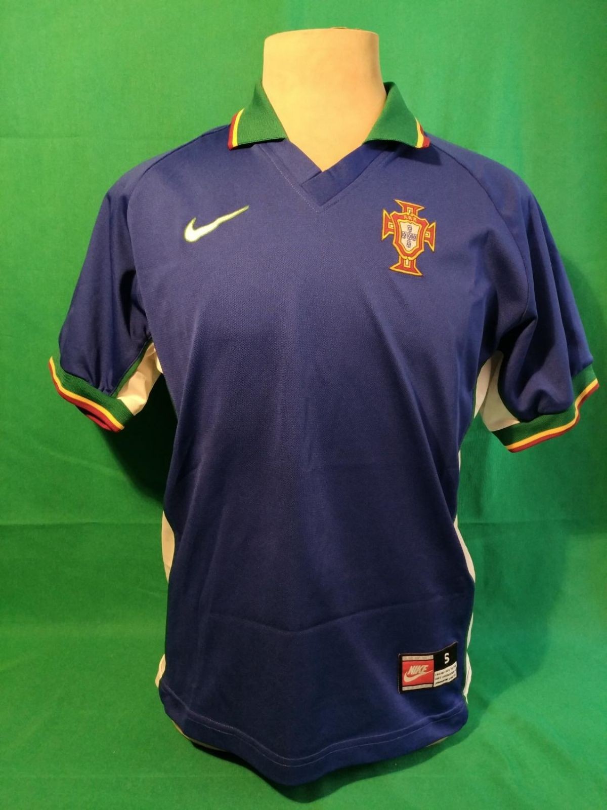 Portugal 1997 Away Kit