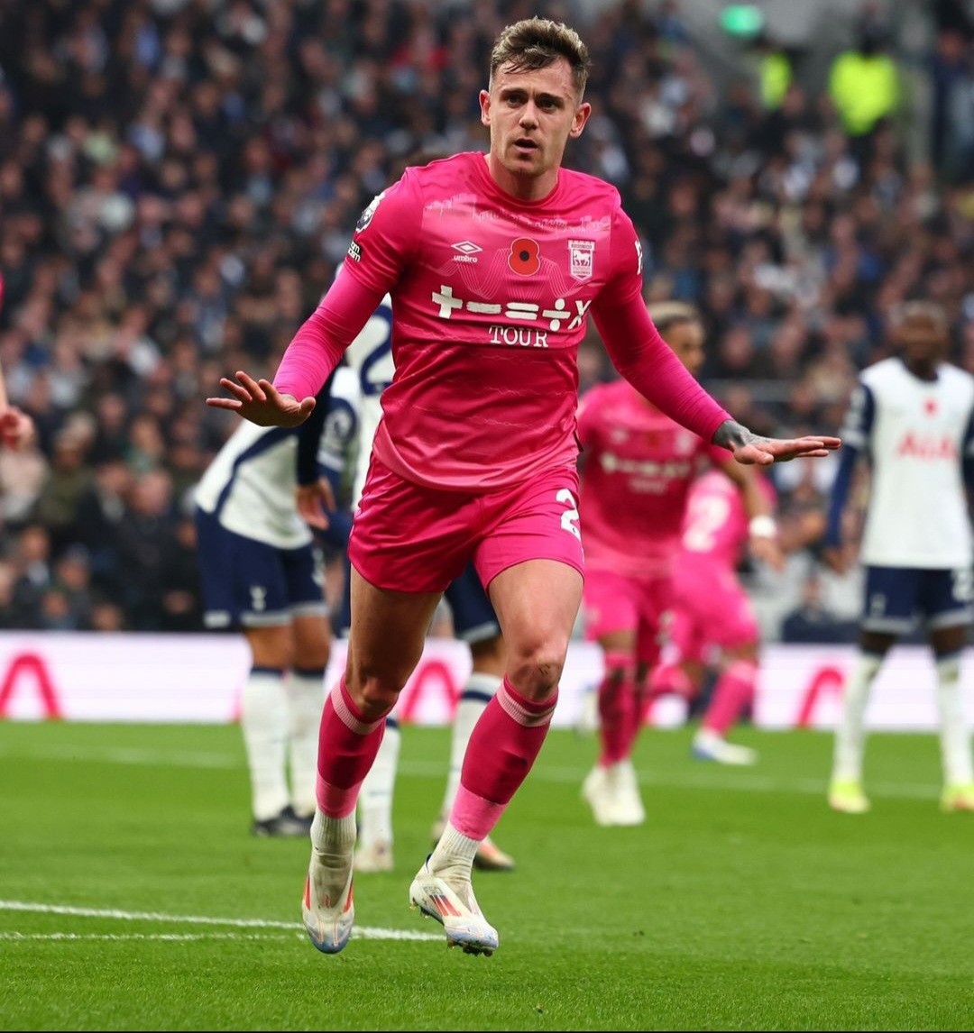 Ipswich Town 2024-25 Third V2 Kit