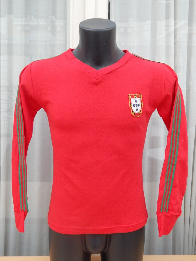 Portugal 1979 Home Kit