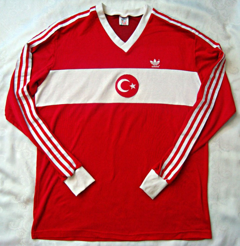 Turkey 1984 Away Kit