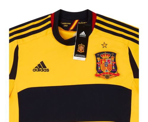 Spain 2012 GK 1 Kit