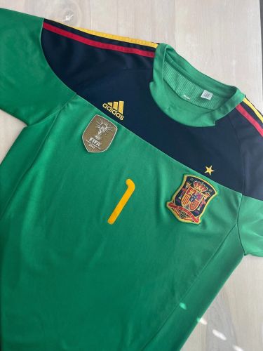 Spain 2011 GK 1 Kit