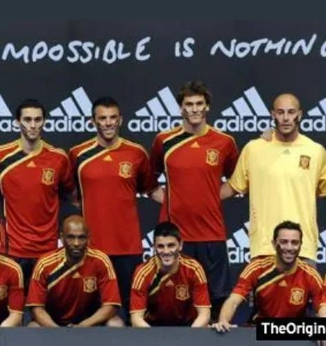 Spain 2009 GK 1 Kit