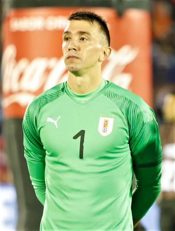 Uruguay 2019 GK 1 Kit