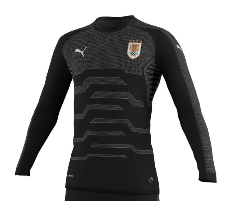 Uruguay 2018 GK Away Kit