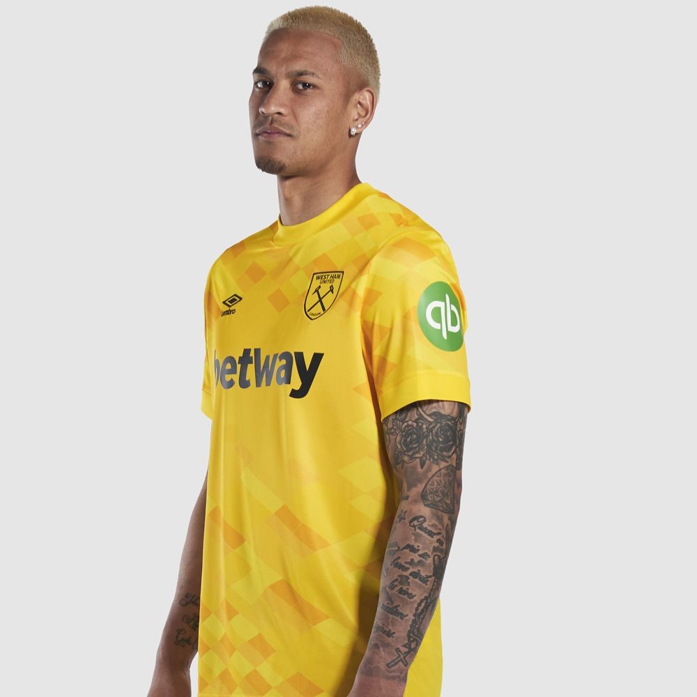 West Ham United 2024-25 GK Away Kit