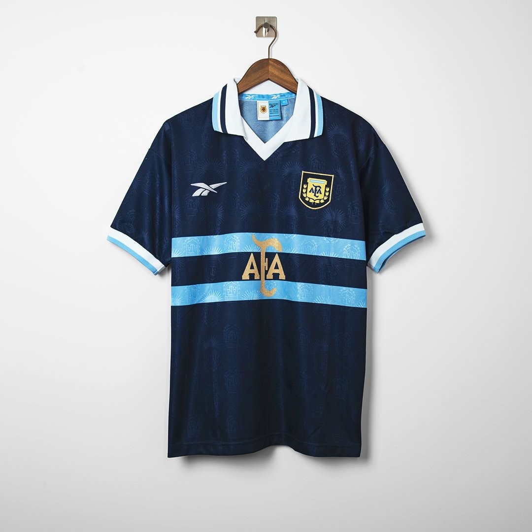 Argentina 1999 Away Kit