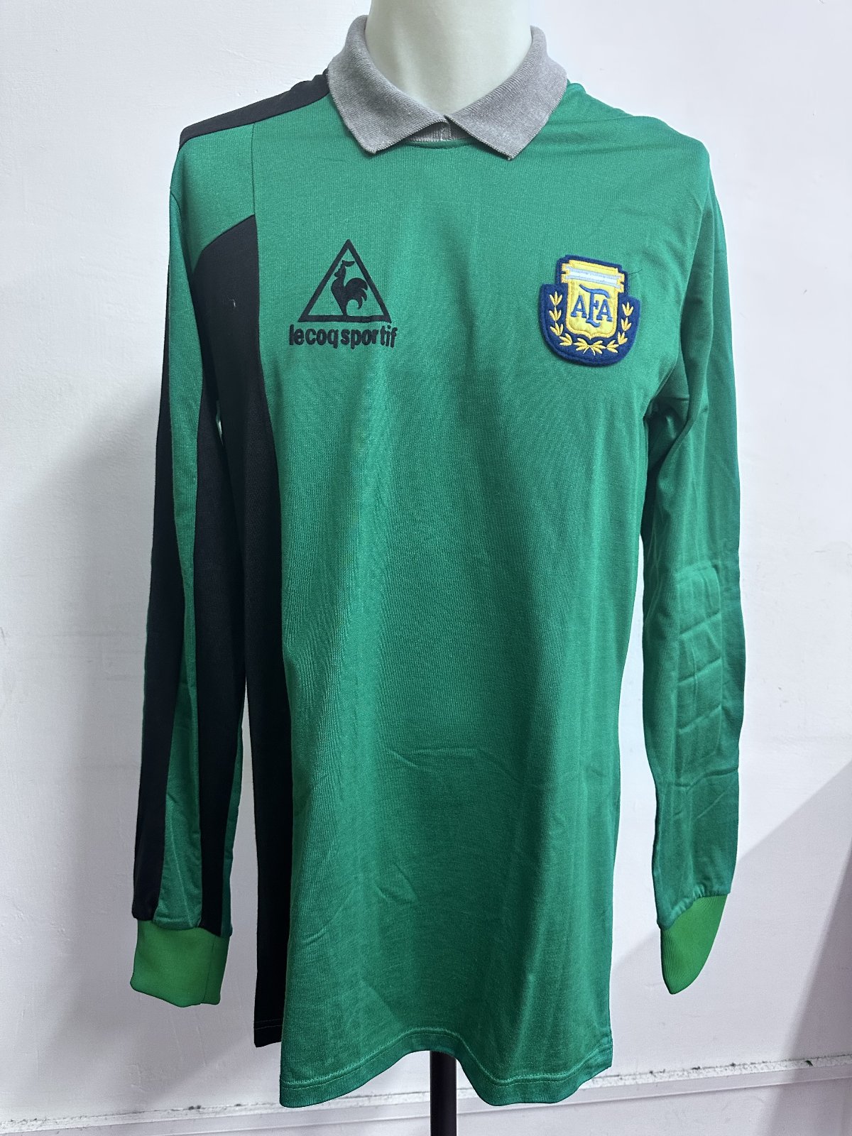 Argentina 1986 GK 2 Kit