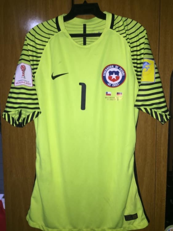 Chile 2016 GK 1 Kit