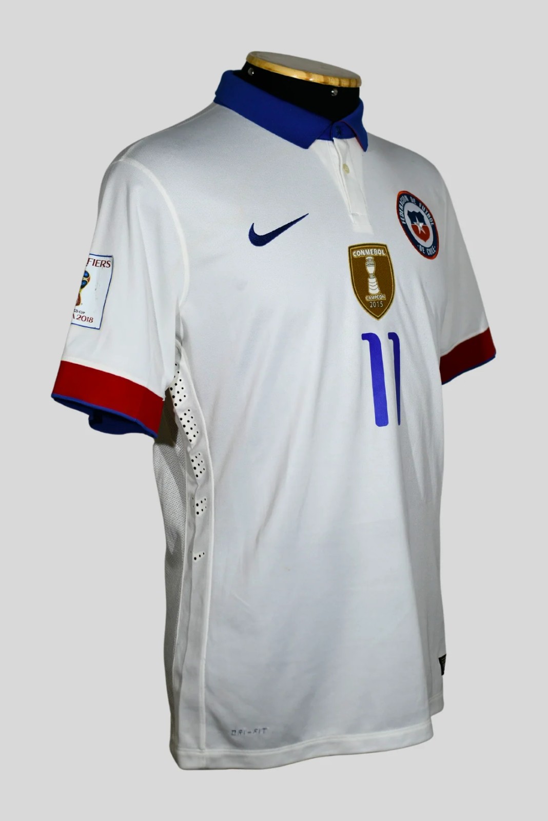 Chile 2015-16 Away Kit