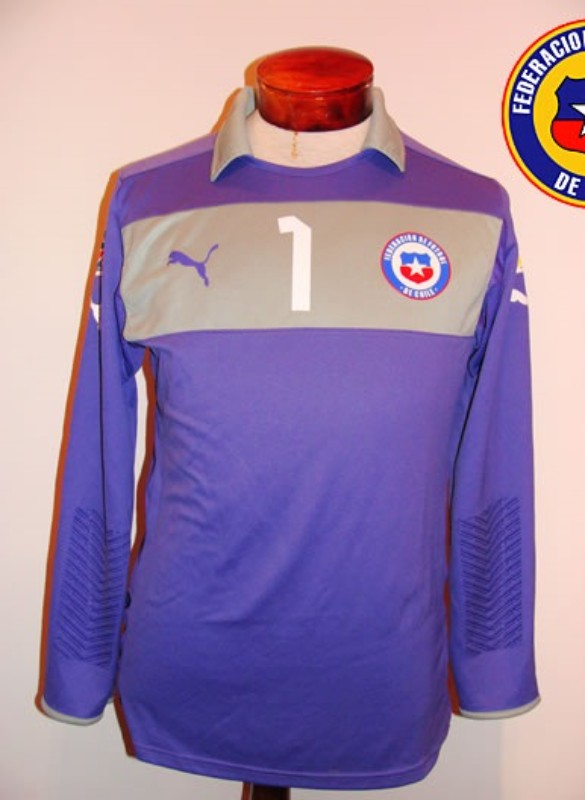 Chile 2012 GK 1 Kit