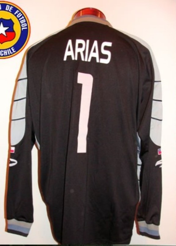 Chile 2004 GK 1 Kit