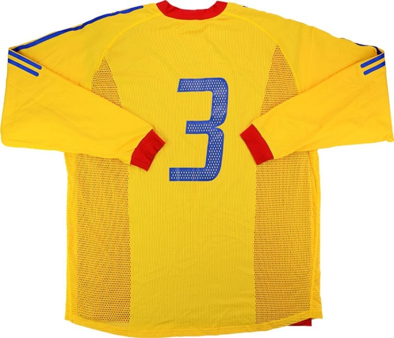 Romania 2002 Home Kit
