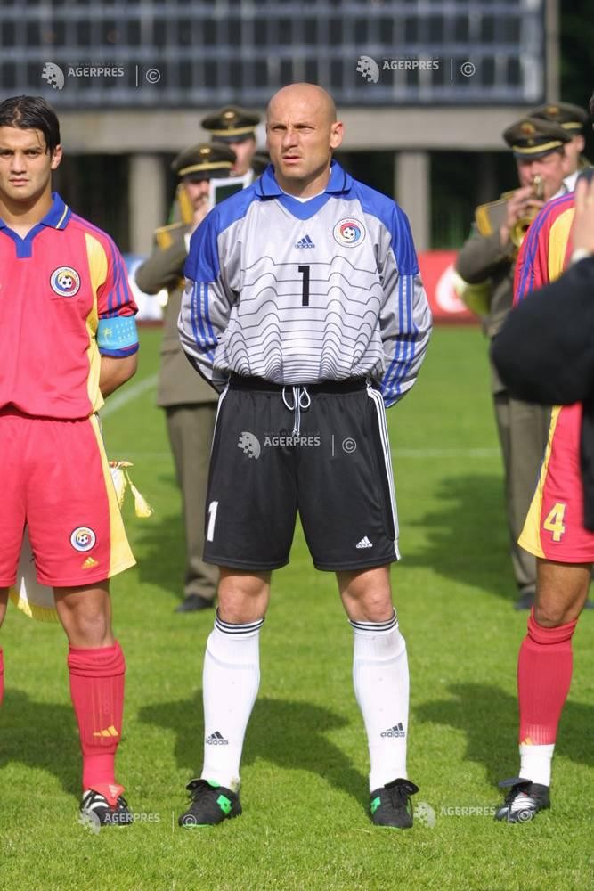 Romania 2001 GK 1 Kit
