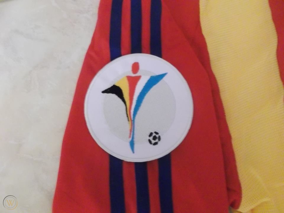 Romania 2000 Away Kit