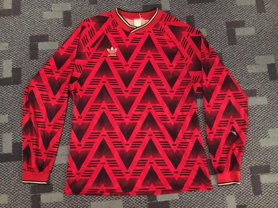 Romania 1993 Home Kit