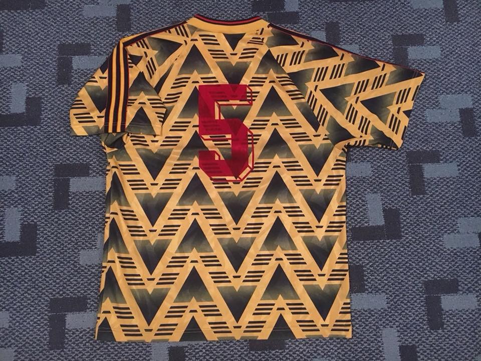 Romania 1993 Away Kit