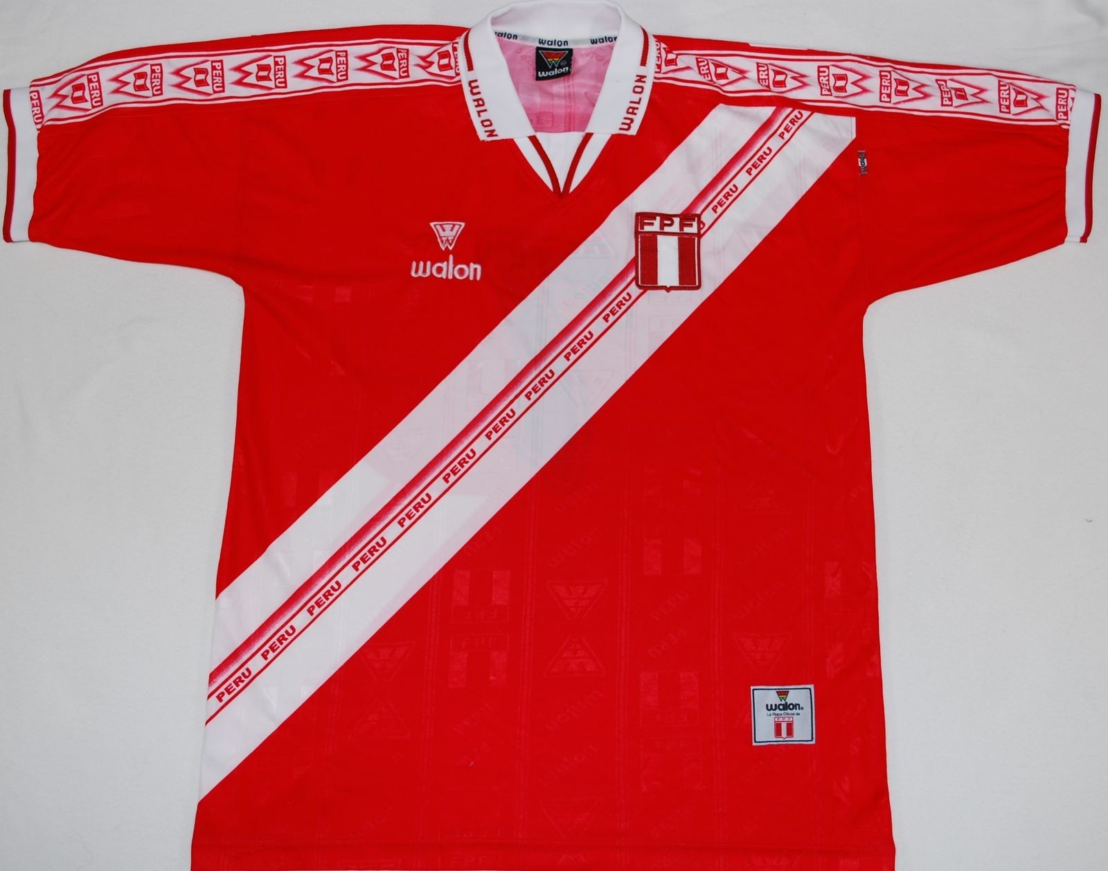 Peru 2000 Away Kit