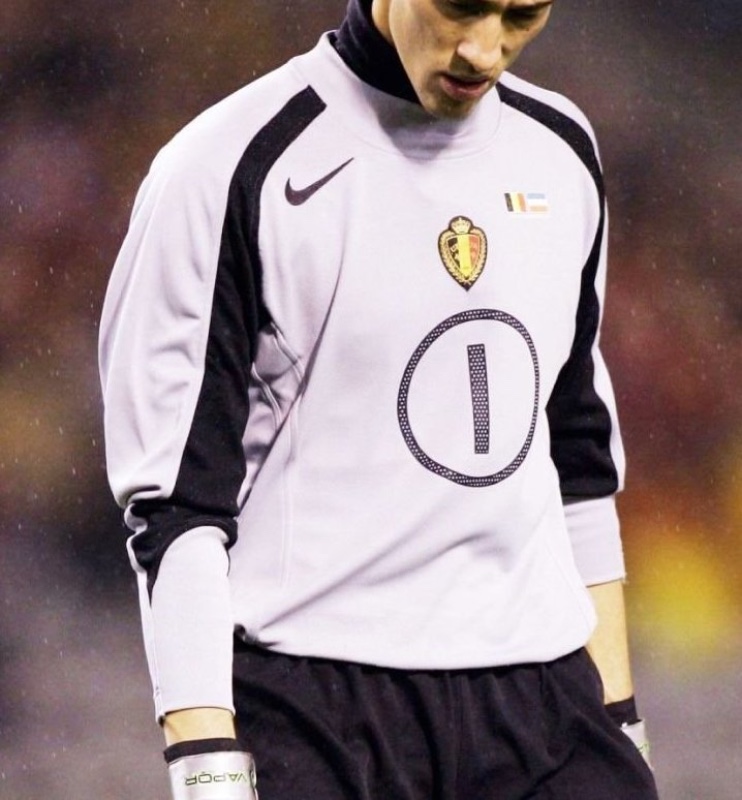 Belgium 2004 GK 2 Kit