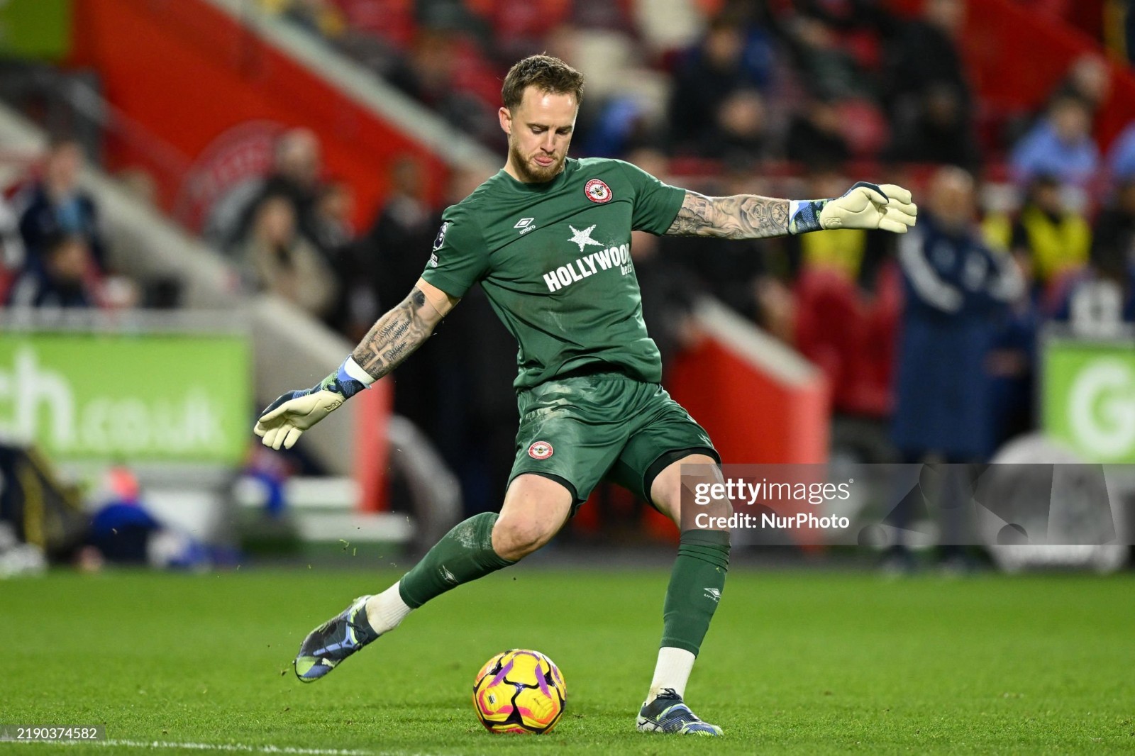 Brentford FC 2024-25 GK 3 Kit