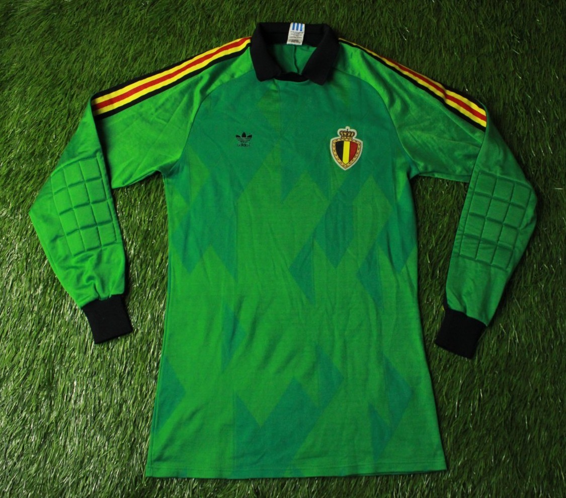 Belgium 1990 GK 1 Kit