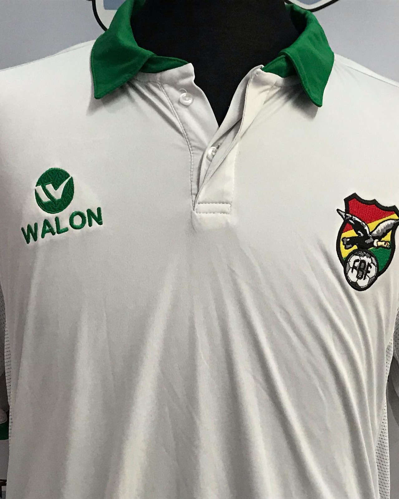 Bolivia 2011 Away Kit