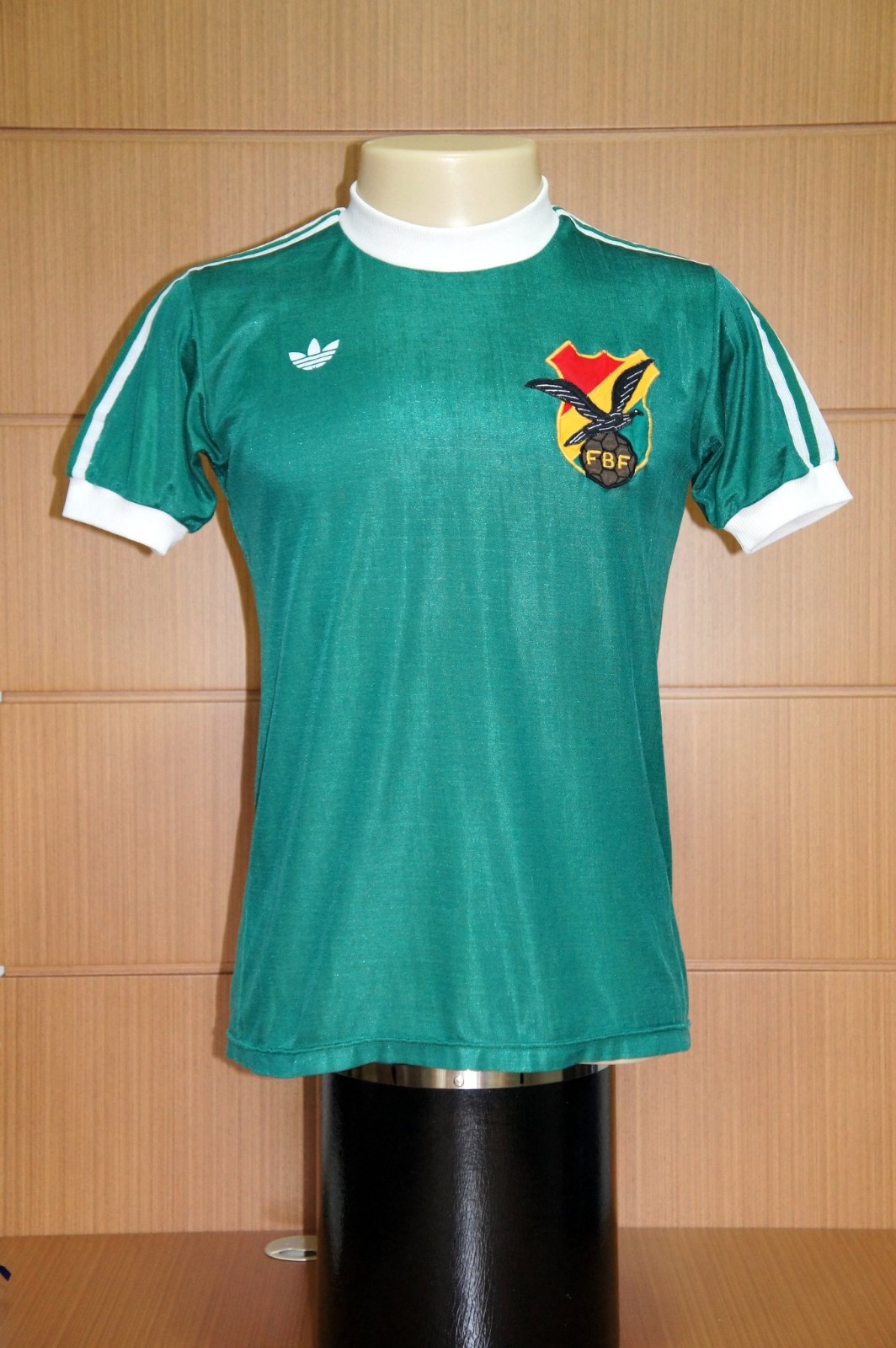 Bolivia 1980 Home Kit