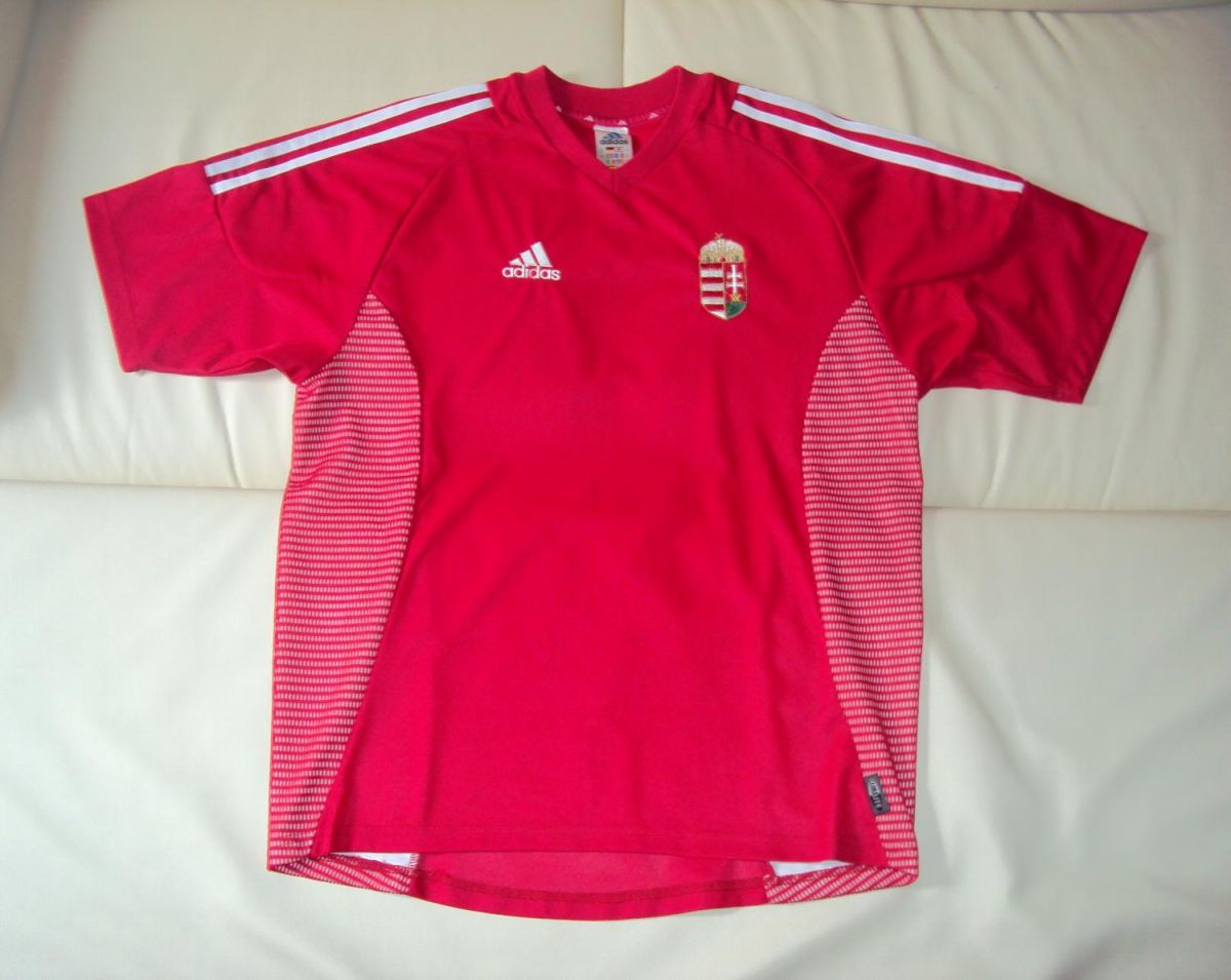 Hungary 2002 Home Kit