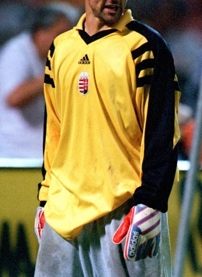 Hungary 2000 GK 2 Kit