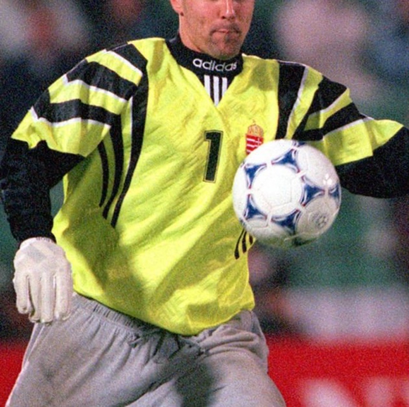 Hungary 1998 GK 1 Kit
