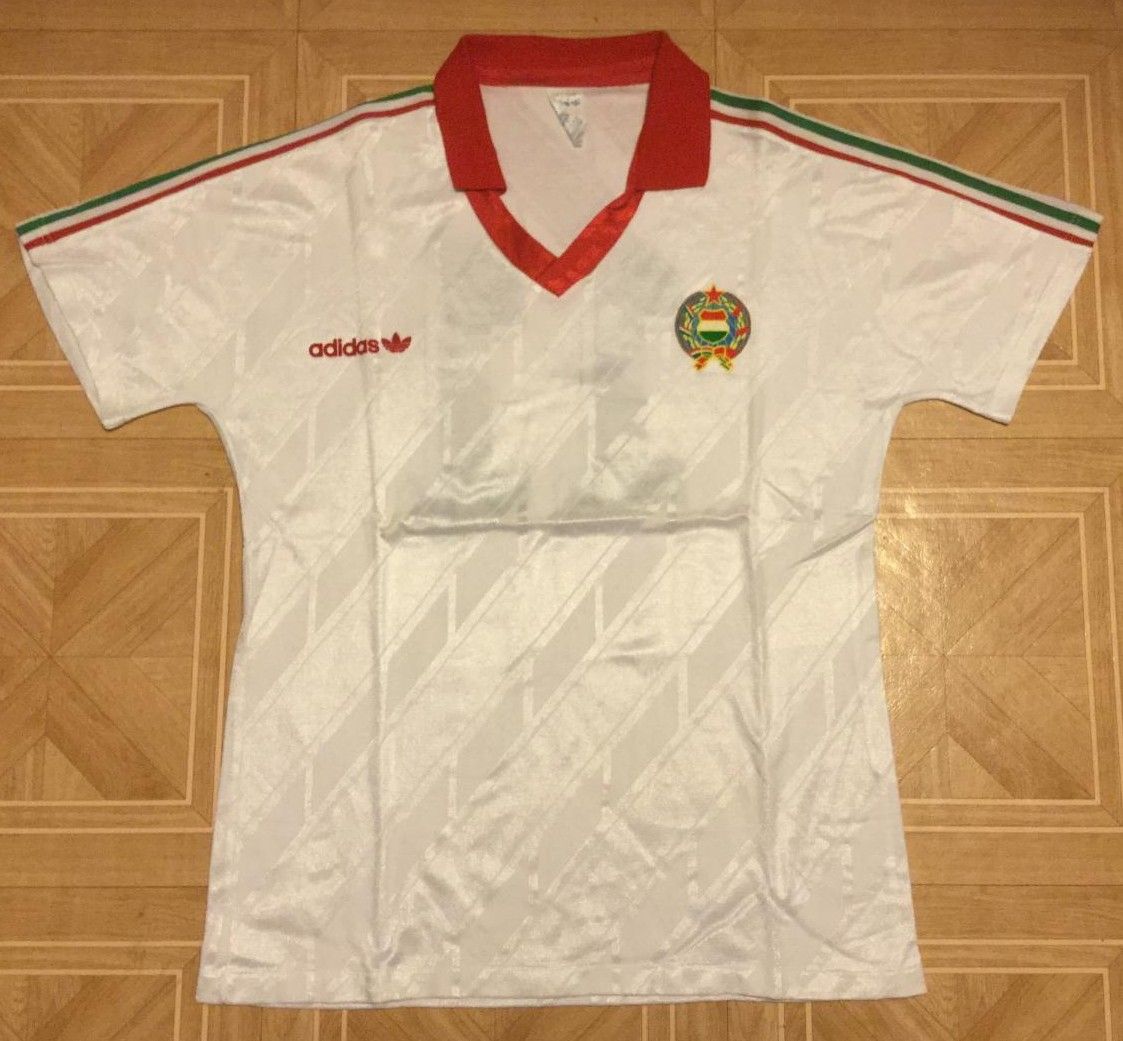 Hungary 1986 Away Kit
