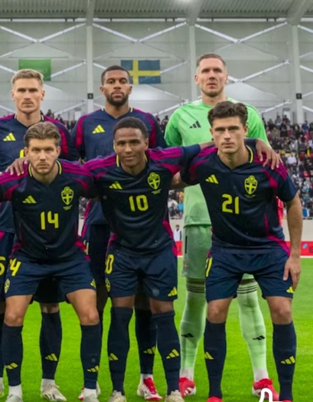 Sweden 2025 GK 1 Kit