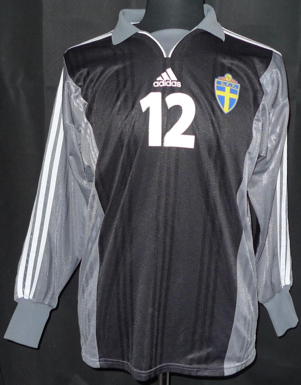 Sweden 2000 GK 1 Kit