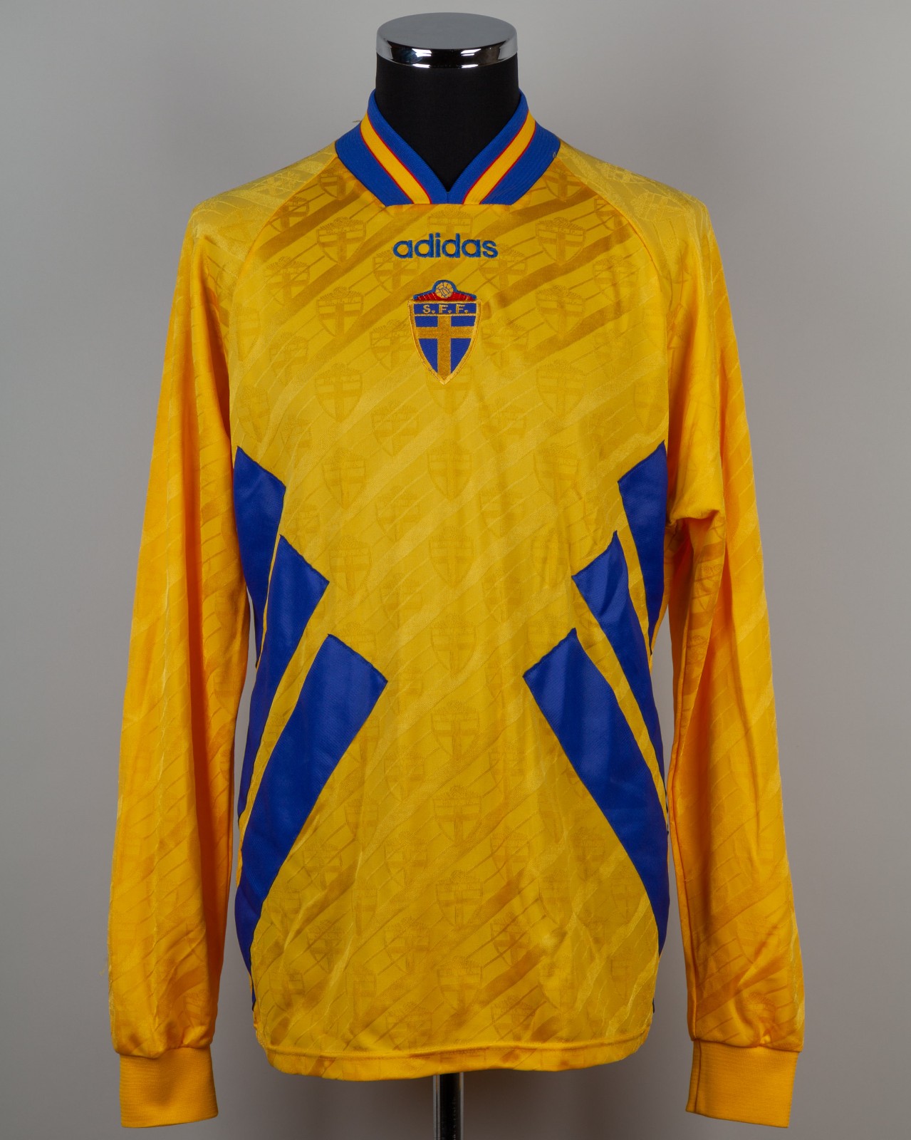 Sweden 1994 Home Kit
