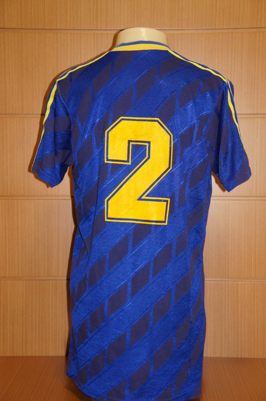 Sweden 1990 Away Kit