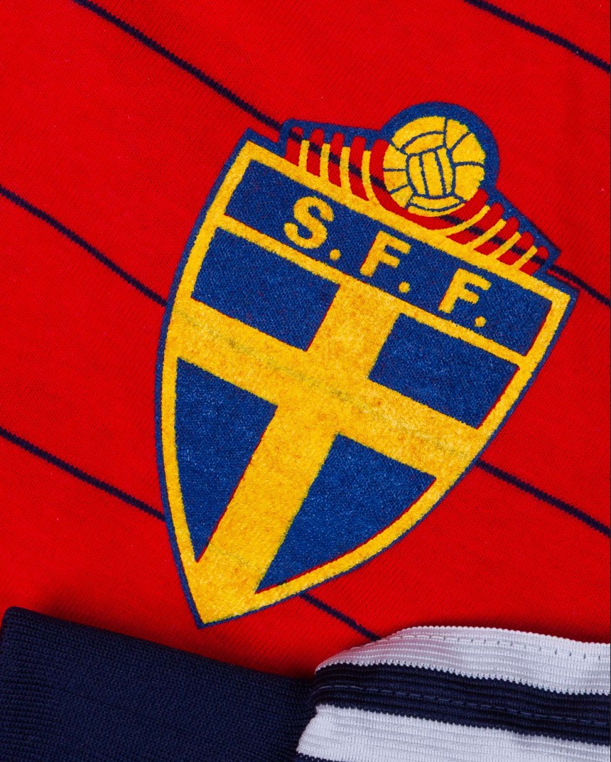 Sweden 1984 GK Away Kit