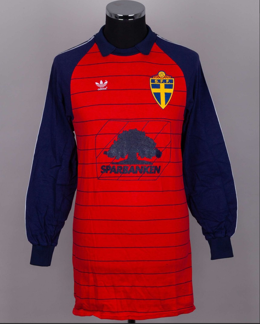 Sweden 1984 GK Away Kit