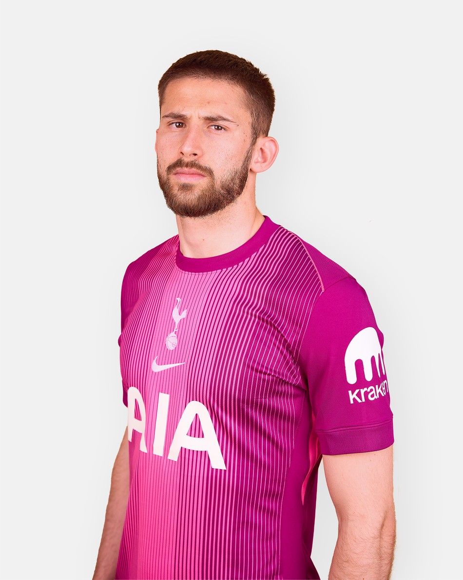 Tottenham Hotspur 2025-26 GK 1 Kit
