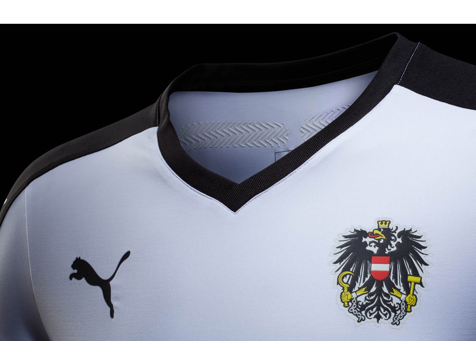 Austria 2016 Away Kit