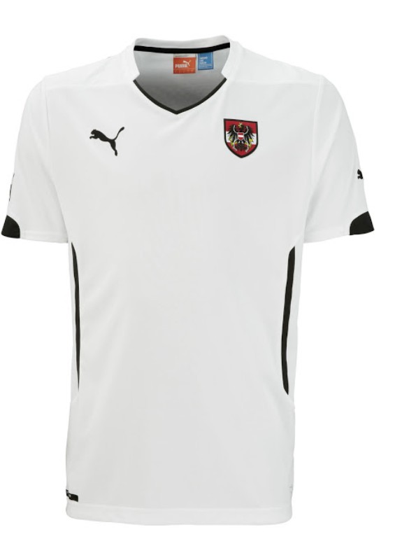 Austria 2014 Away Kit