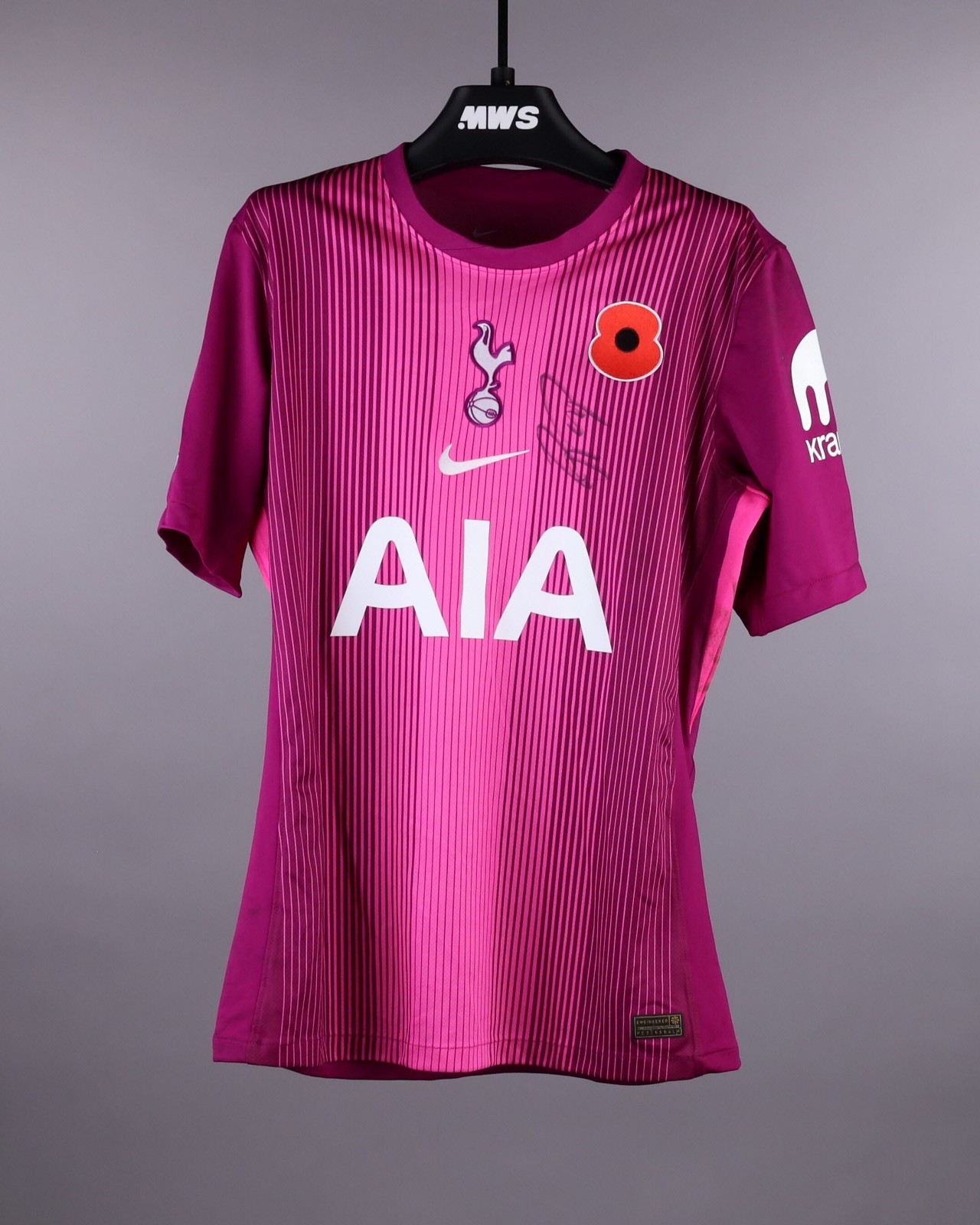 Tottenham Hotspur 2025-26 GK 1 V2 Kit