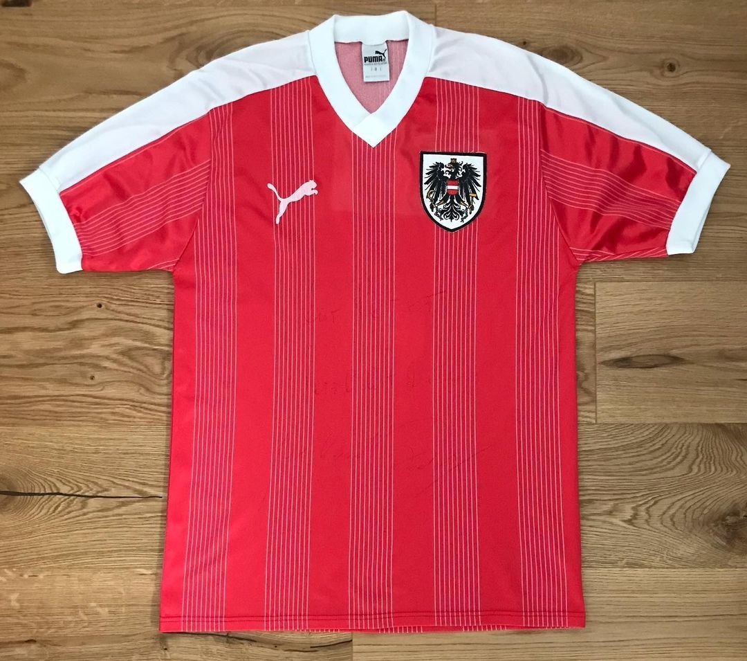 Austria 1988 Home Kit