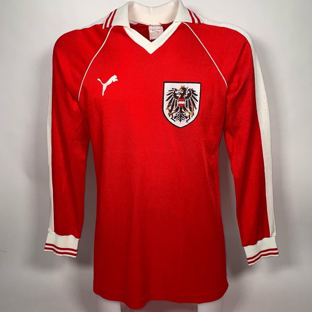 Austria 1982 Away Kit