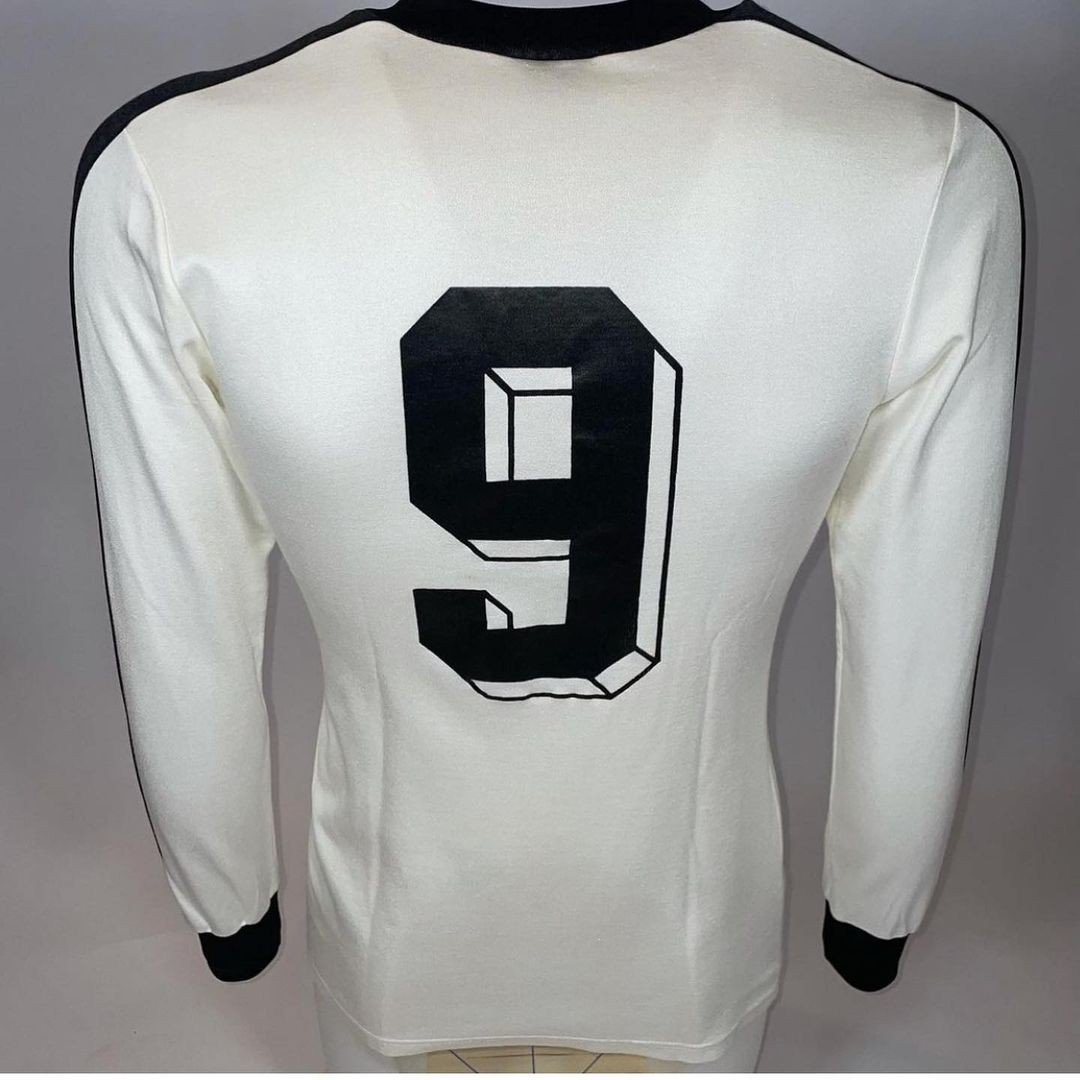 Austria 1977 Home Kit