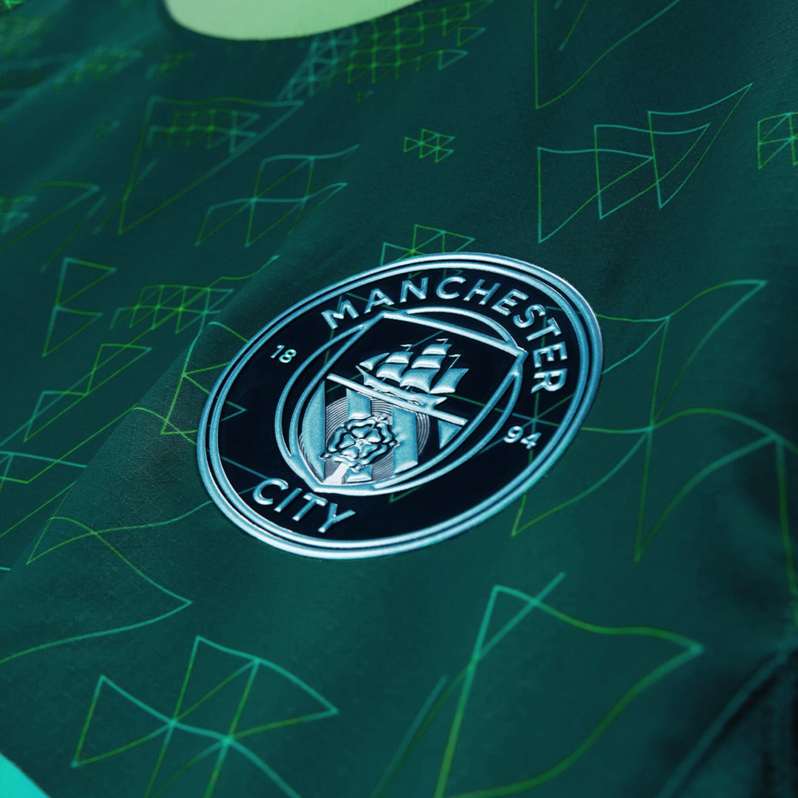 Manchester City 2025-26 Fourth Kit