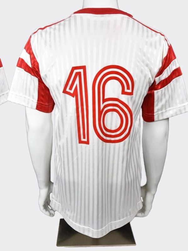 Bulgaria 1990 Home Kit