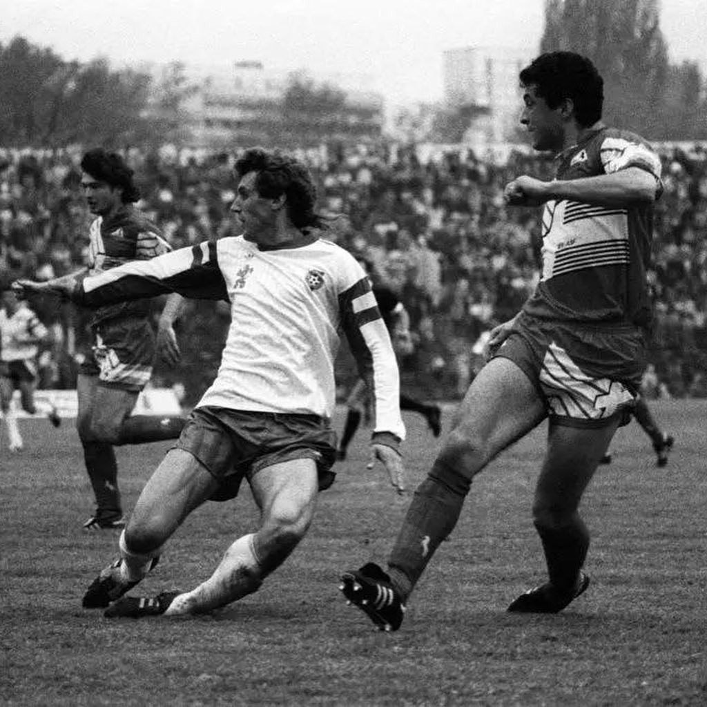 Bulgaria 1990 Home Kit