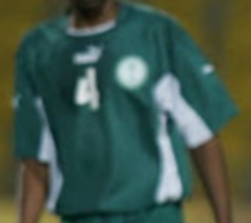 Saudi Arabia 2005-06 Away Kit