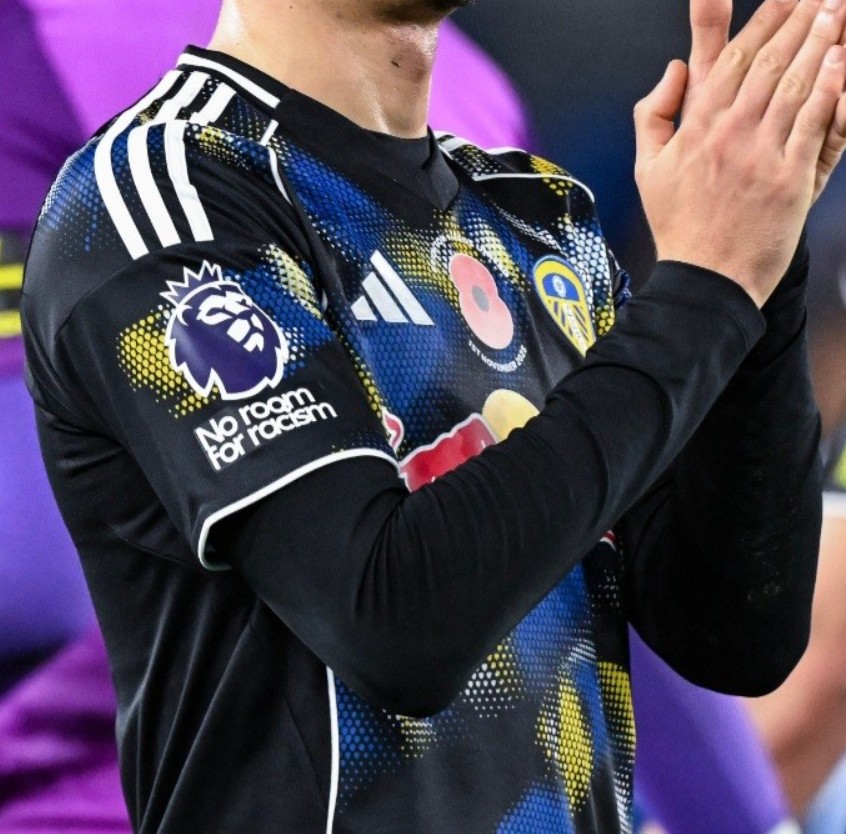 Leeds United 2025-26 Third V2 Kit